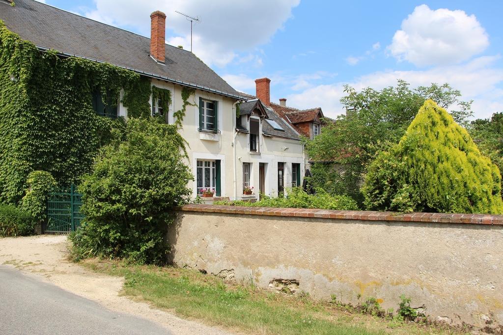 Le Clos De Chatres Oisly Exteriér fotografie